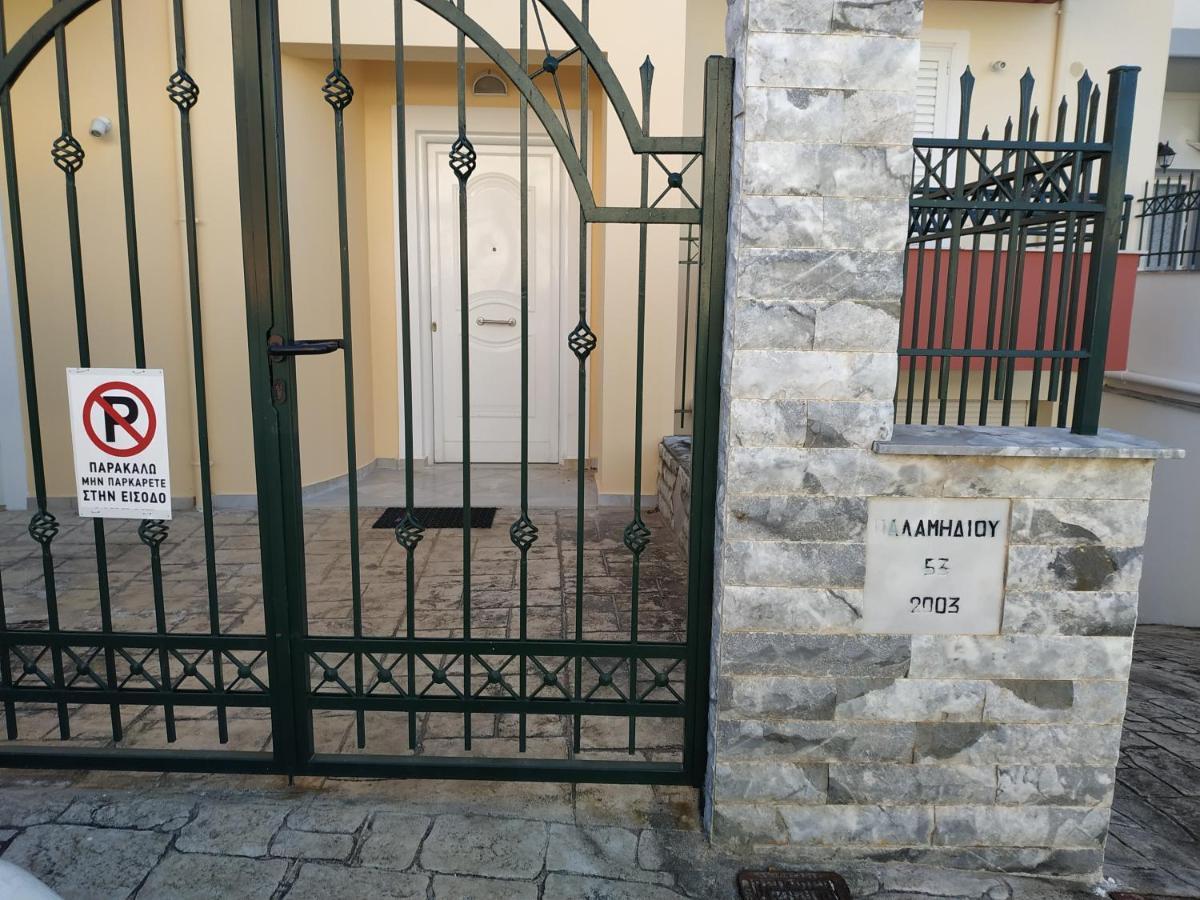 Jasmine Apartment - Nafplio Town Екстер'єр фото