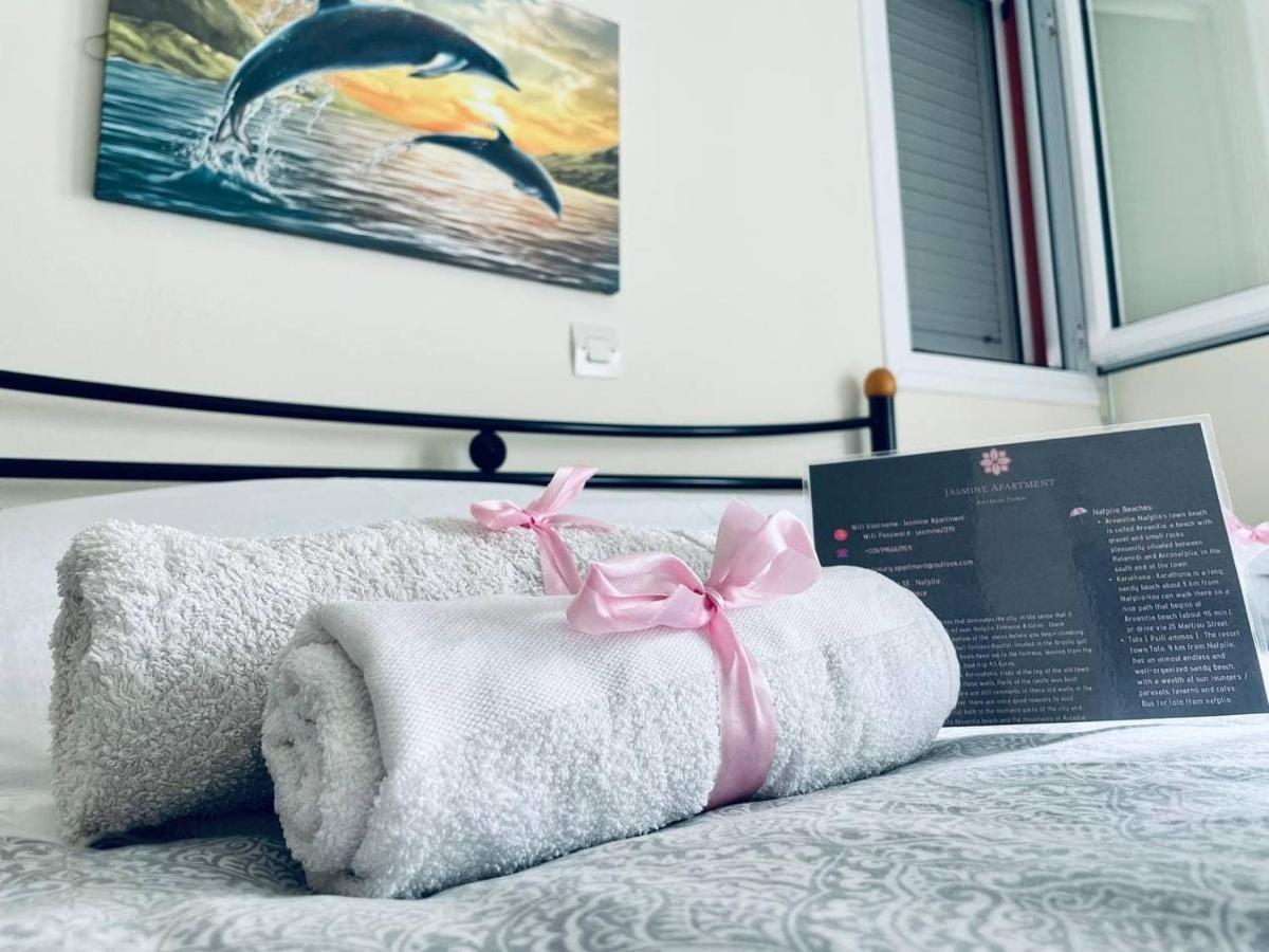 Jasmine Apartment - Nafplio Town Екстер'єр фото